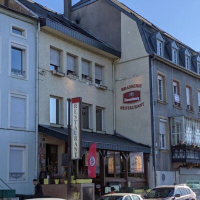 SIERCK-LES-BAINS : immeuble avec restaurant à vendre
