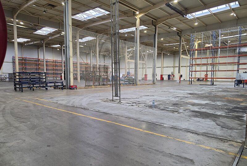 18 556 m² de surfaces disponibles pour ce bâtiment industriel à Faulquemont