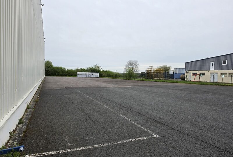 18 556 m² de surfaces disponibles pour ce bâtiment industriel à Faulquemont