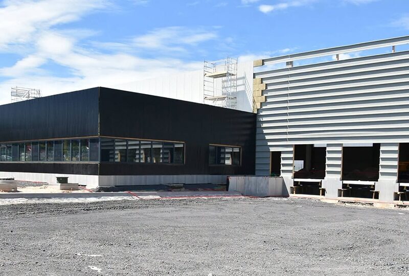 Première pierre posée pour la future plateforme de La Poste à Saint-Avold