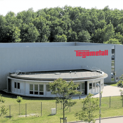 Bâtiment adapté à la production et au stockage